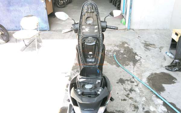 HONDA  BEAT