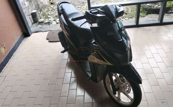 HONDA  BEAT