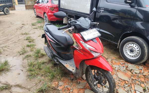 HONDA  BEAT