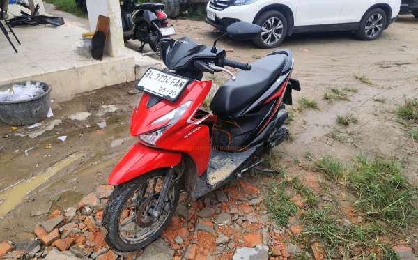 HONDA  BEAT