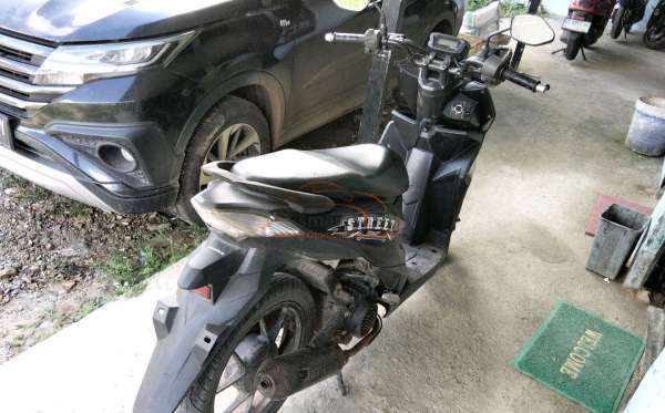 HONDA  BEAT STREET
