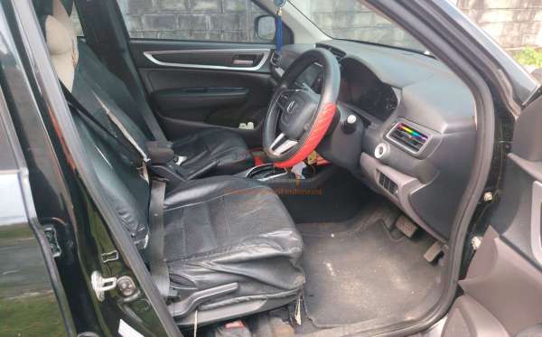 HONDA BR-V DG3 1.5 L E