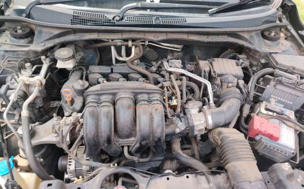HONDA BR-V DG3 1.5 L E
