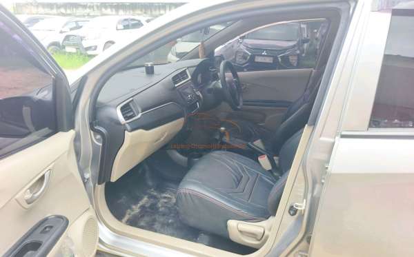 HONDA  BRIO  SATYA 1.2 E