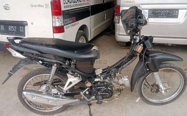 HONDA REVO X