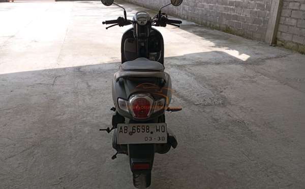 HONDA SCOOPY CW