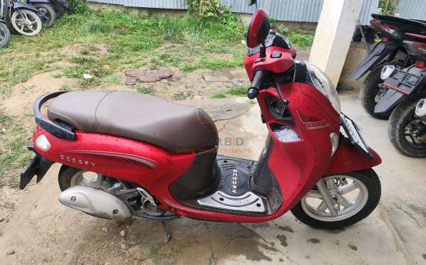 HONDA  SCOOPY