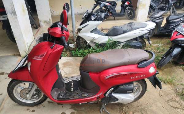 HONDA  SCOOPY