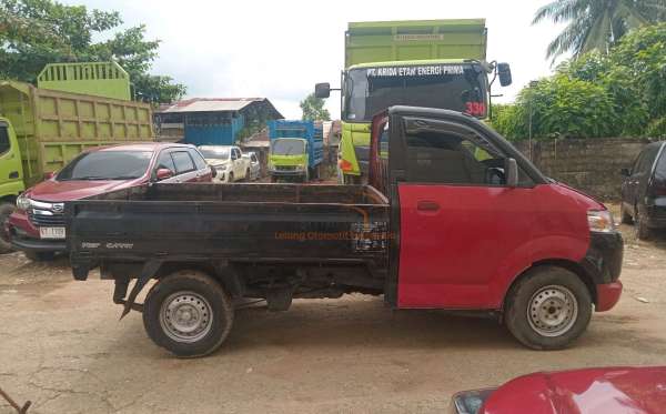 SUZUKI  CARRY MEGA  P.U