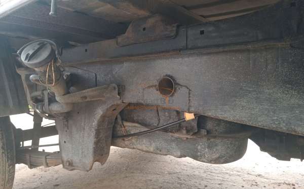 SUZUKI  CARRY MEGA  P.U