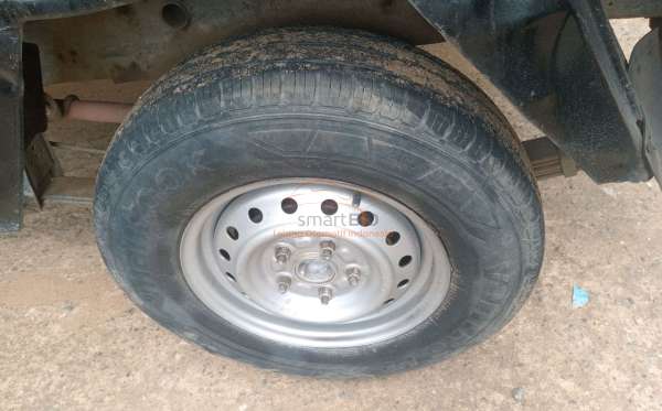 SUZUKI  CARRY MEGA  P.U