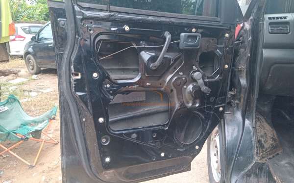 SUZUKI  CARRY MEGA  P.U