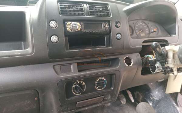 SUZUKI  CARRY MEGA  P.U