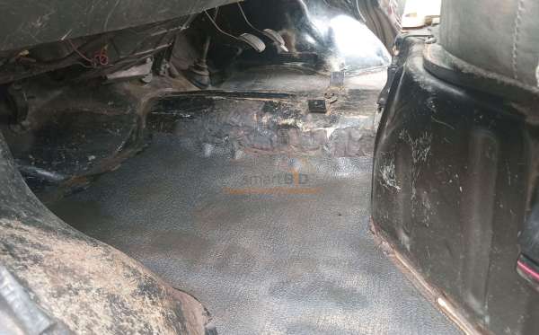 SUZUKI  CARRY MEGA  P.U