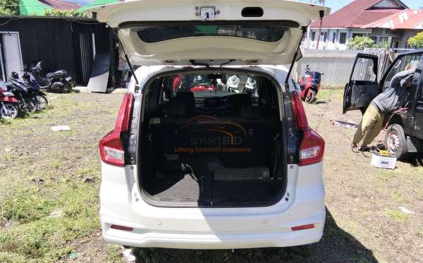 SUZUKI  ERTIGA  HX