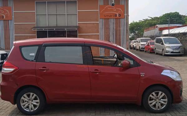 SUZUKI ERTIGA