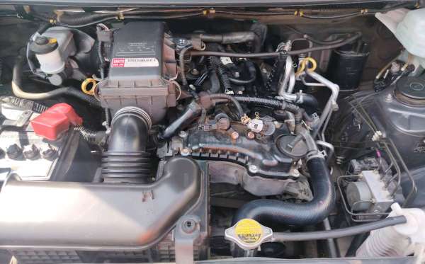 TOYOTA AVANZA VELOZ