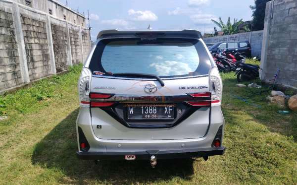 TOYOTA AVANZA VELOZ