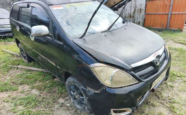 TOYOTA KIJANG INNOVA G