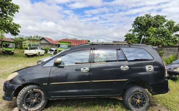 TOYOTA KIJANG INNOVA G