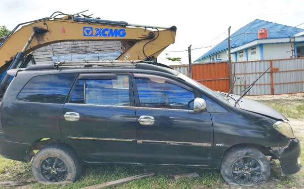 TOYOTA KIJANG INNOVA G