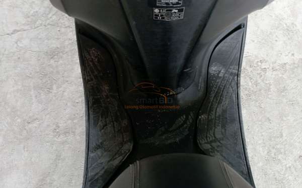 YAMAHA LEXI