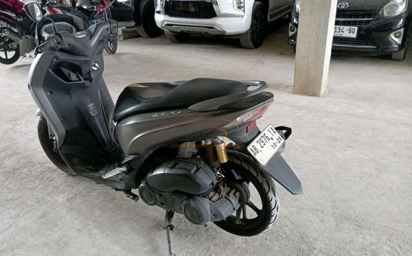 YAMAHA LEXI