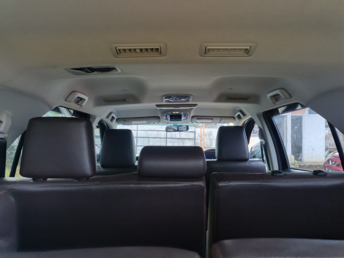 TOYOTA FORTUNER 2.7 SRZ