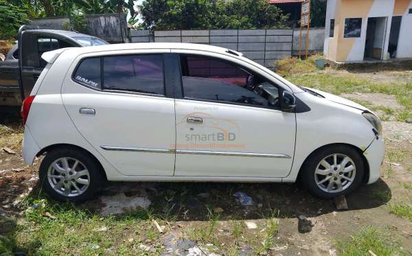 DAIHATSU  AYLA