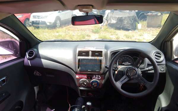 DAIHATSU  AYLA