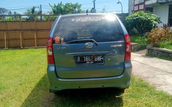 DAIHATSU XENIA Li