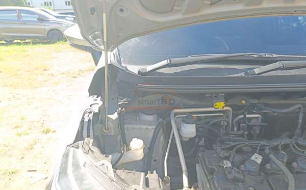 DAIHATSU XENIA