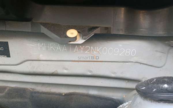 DAIHATSU XENIA