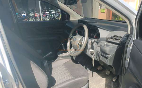 DAIHATSU XENIA