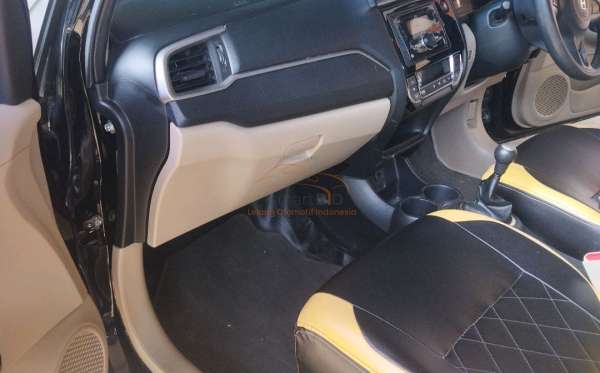 HONDA BRIO