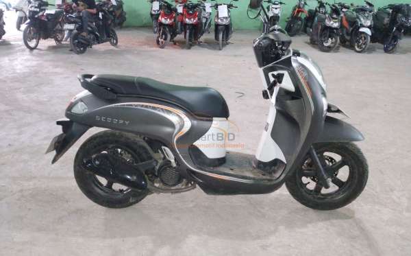 HONDA  SCOOPY
