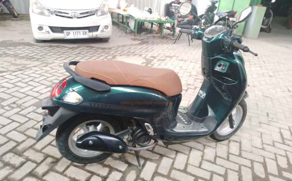 HONDA  SCOOPY