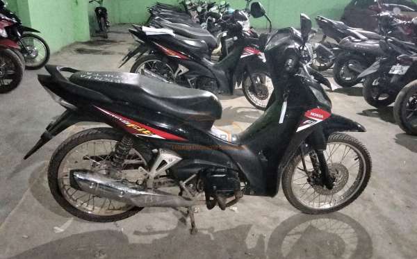 HONDA REVO FIT