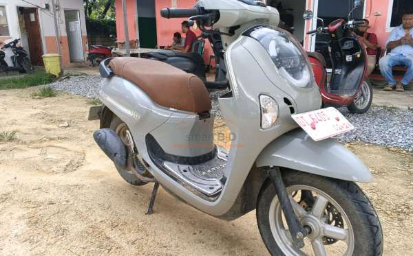 HONDA  SCOOPY
