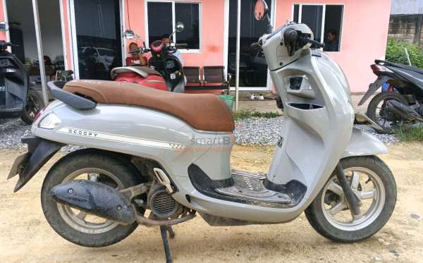 HONDA  SCOOPY