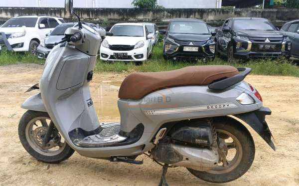 HONDA  SCOOPY
