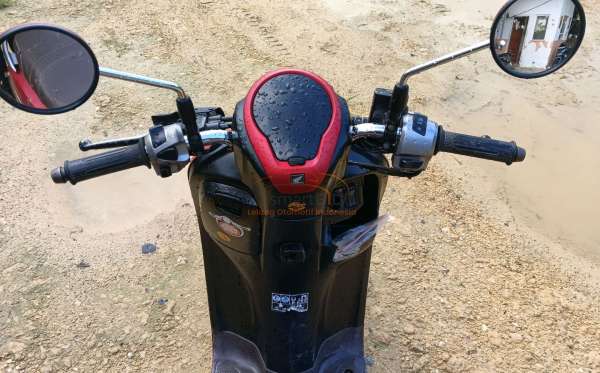HONDA  SCOOPY
