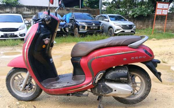 HONDA  SCOOPY