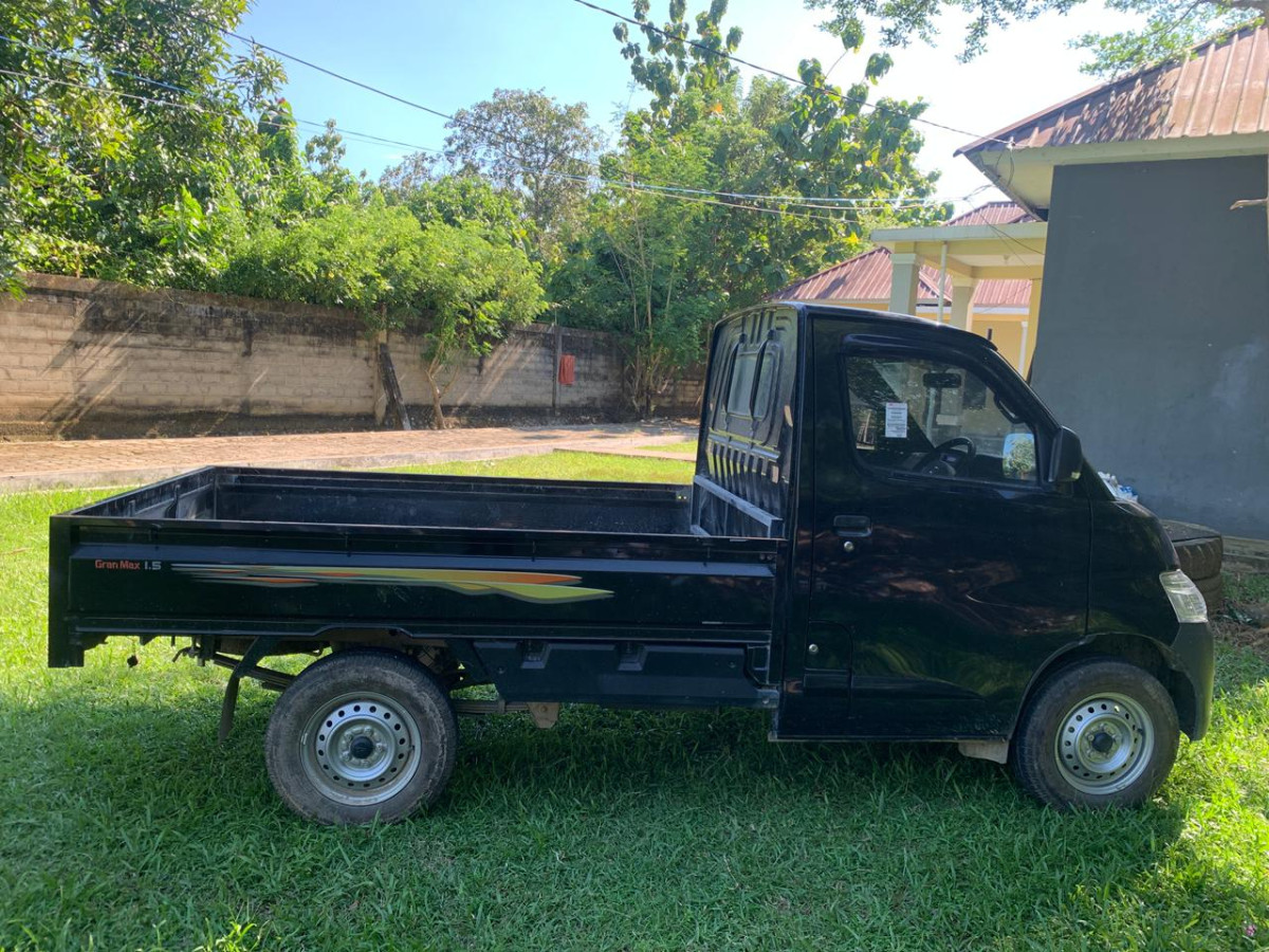 DAIHATSU GRAN MAX  PICK-UP