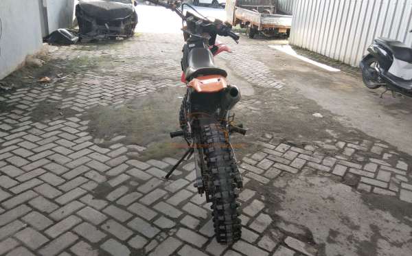 KAWASAKI KLX 150