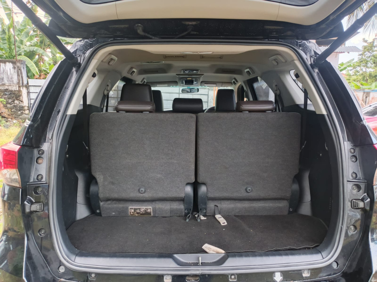 TOYOTA FORTUNER 2.7 SRZ