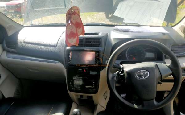 TOYOTA AVANZA 1.3 G