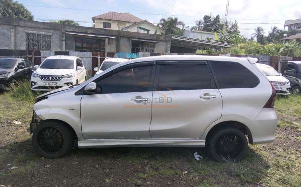 TOYOTA NEW AVANZA VELOZ 1.5