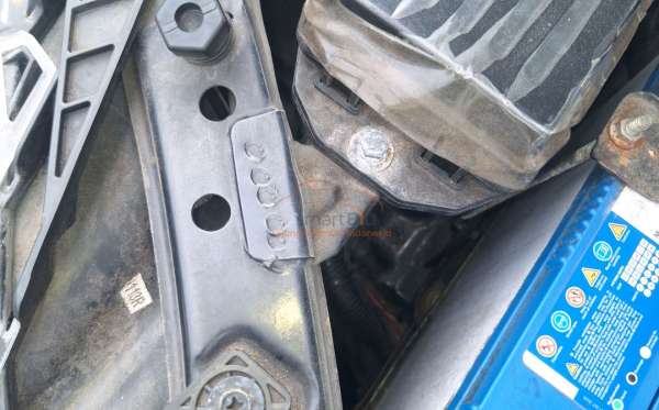 WULING CONFERO