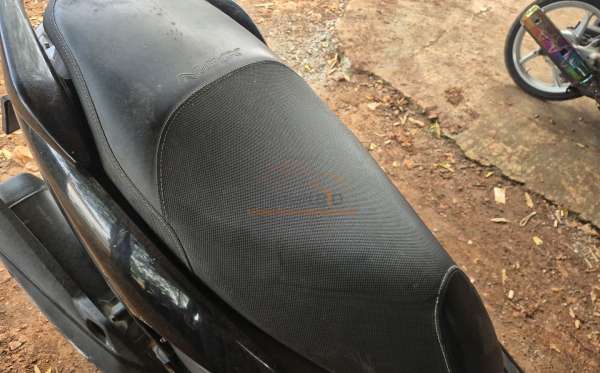 YAMAHA NMAX